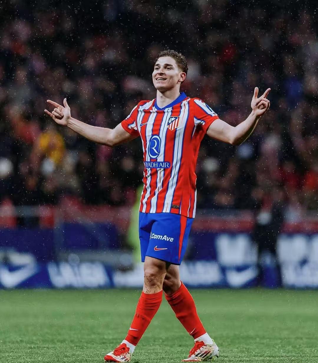 贝克汉姆夺冠宣言：你把球交给梅西，他就能创造机会！