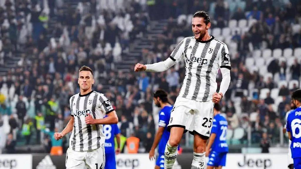 斯基拉：桑托斯在推进内马尔的续约，俱乐部有信心留下他