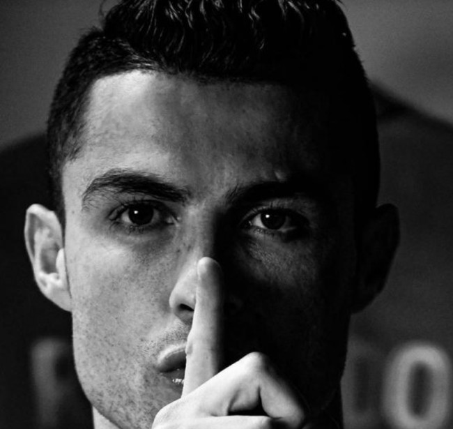 不看好邵佳一执教国足❗详细介绍邵佳一履历❗（邵佳一执教国足前景存疑：生涯履历详解）