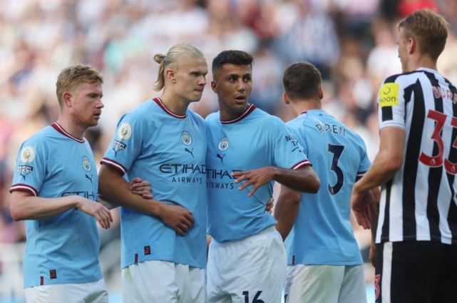 布朗：姆伯莫过去几年被低估了，大家都更关注伊万-托尼