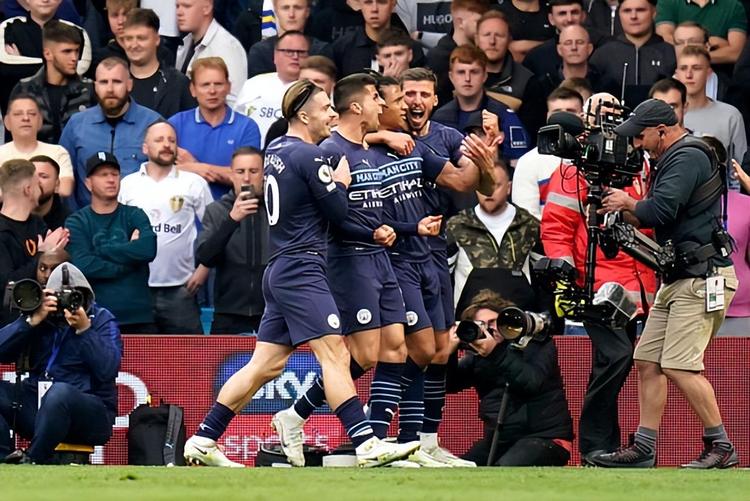 官方：摩纳哥队南野拓实重伤确诊，左膝前十字韧带撕裂（官方确认：摩纳哥球员南野拓实左膝前十字韧带撕裂，伤情严重）