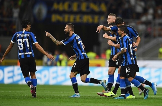 5分钟闪击马赛，圣吉罗斯收获建队128年首个欧冠主场进球