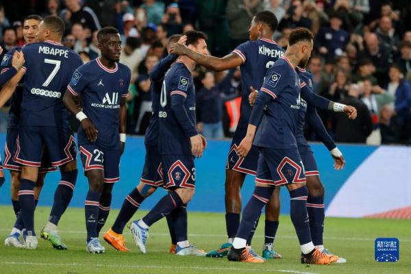 缺兵少将的上海海港，是中超唯一没有输给柔佛新山的球队（人手短缺仍不败，上海海港成中超唯一未输柔佛新山的球队）