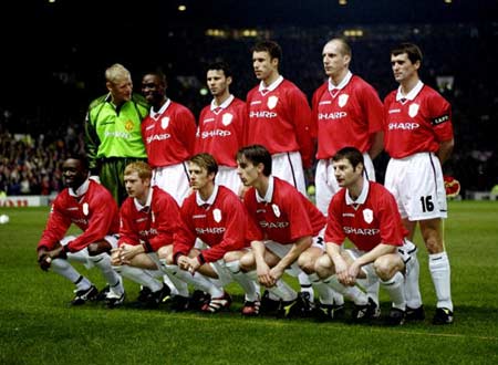 慕尼黑晚报：两名葡体球迷燃放烟火导致球迷和安保受伤被捕