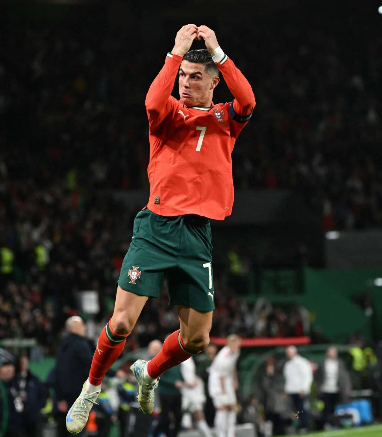 挪威中场托斯比：意大利上半场的表现能够晋级世界杯