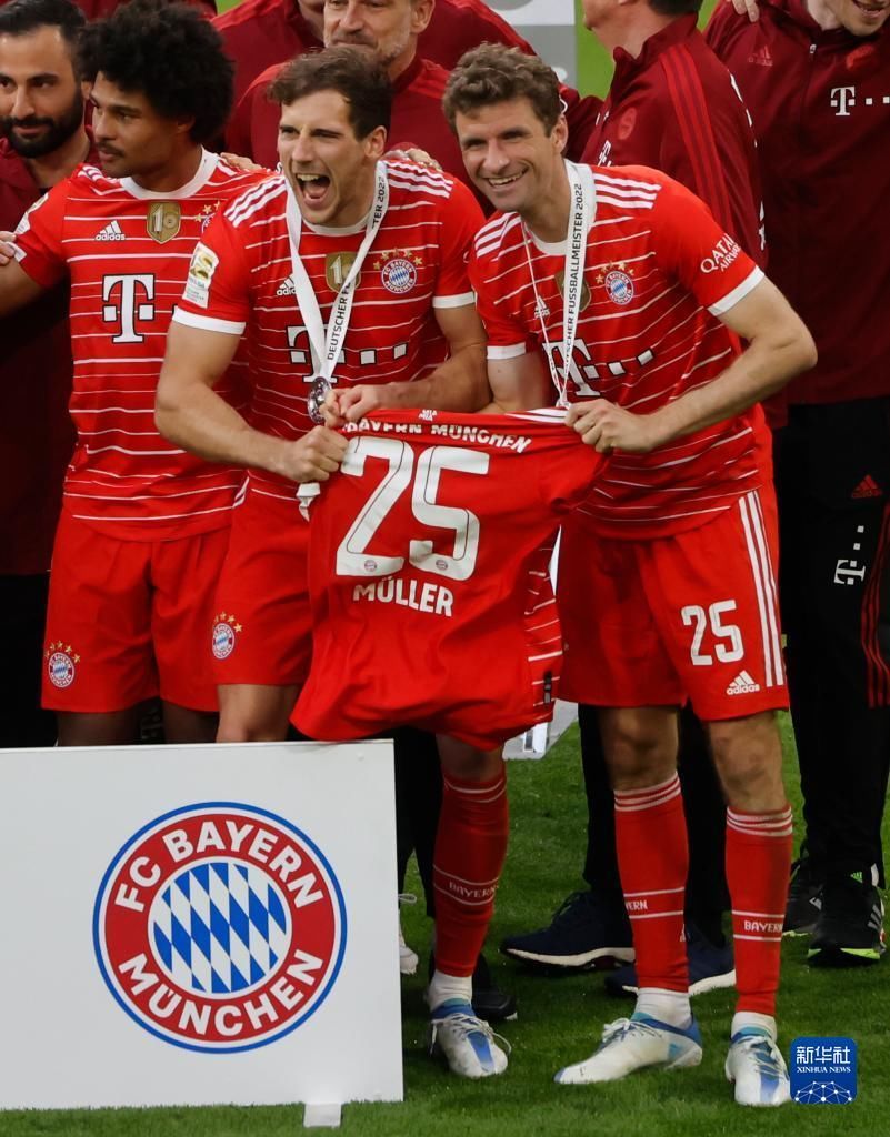 巴西甲战报：蒂亚戈屡神扑，帕尔梅拉斯0-0闷平维多利亚（巴甲战报：蒂亚戈高接低挡，帕尔梅拉斯与维多利亚互交白卷）