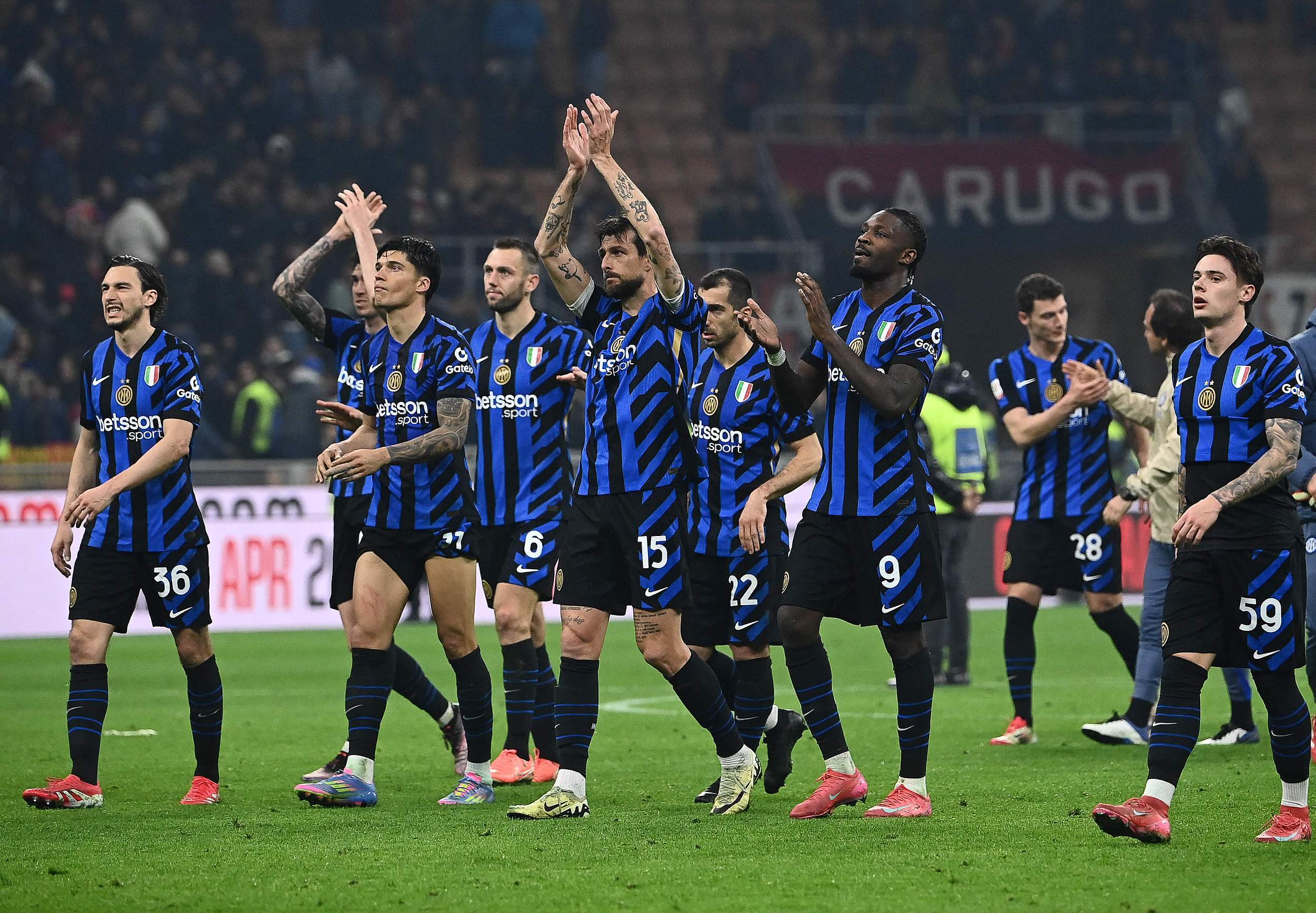 NBA杯半场：布伦森26分，猛龙次节早早祭出“砍人”战术半场52-69落后尼克斯