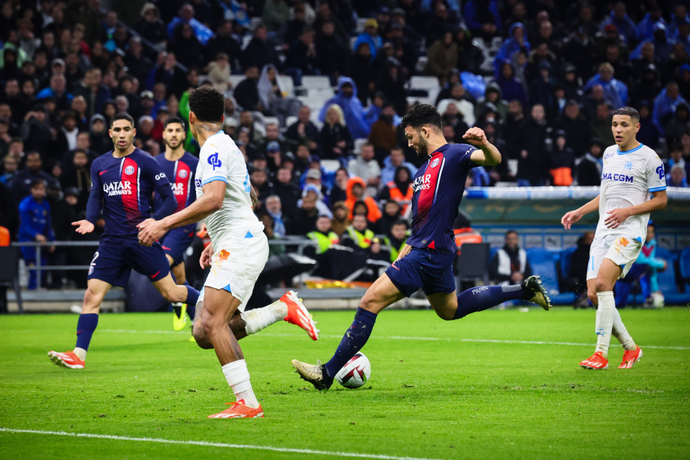 命中注定，狼队新援沃尔费手臂上有一个狼的文身